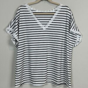 Temu Black White Striped Ace Trim T-shirt 2XL NWOT